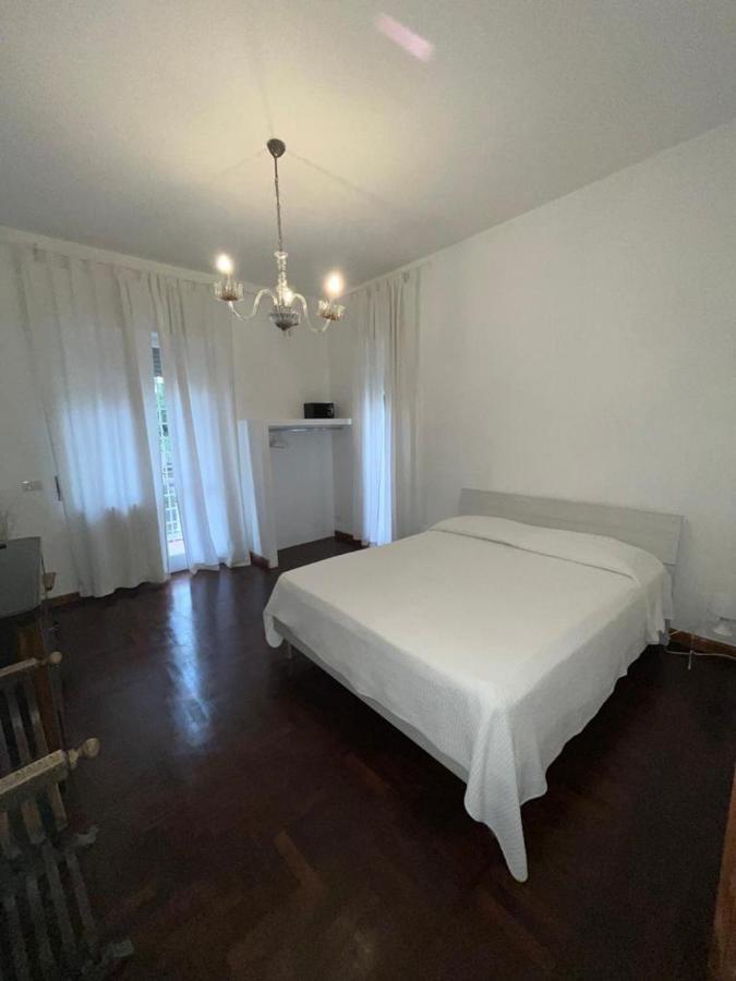 2 Passi Da Frühstückspension Rom